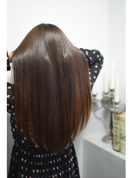 ミエルヘアーブラン(miel hair blanc) 【miel hair blanc】モードに姫カットアッシュからミルクティー