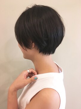 ヌース(NOUS) ベリーショート/ショート/ショートボブ/黒髪/薬院天神今泉警固