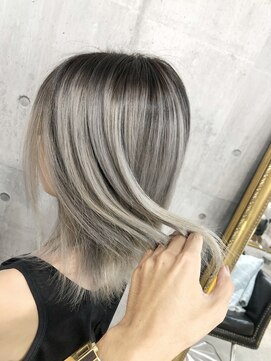 ミラク 町田(MIRAC) 【MIRAC町田店河原崎】ホワイティーバレイヤージュ