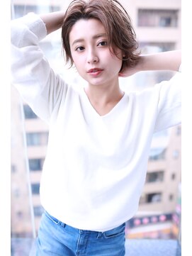 シーラス バイクラウドゼロ(Cirrus by Cloud zero) ノーバング小顔ショートベージュ【Cirrus　ｂｙ　Cloud zero】