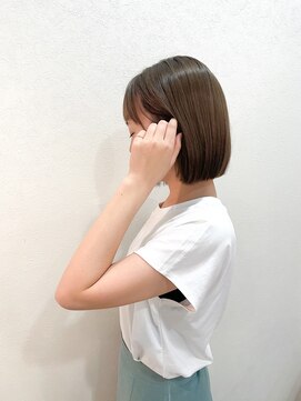 ウル(ulu) アッシュブラウン×ボブ