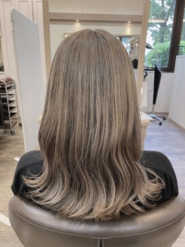 アルターリール(aL ter Rire) 【Rire尚平】ブリーチオンカラー×ライトグレージュ★