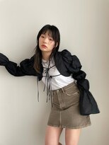 エイチ(H)&nbsp;シースルーマッシュハイライトセミロングブリーチなしカラーボブ