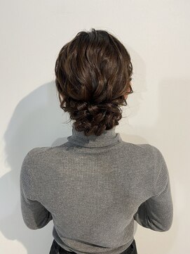 ディティカ ティア(Dityca tia) 王道アップスタイル