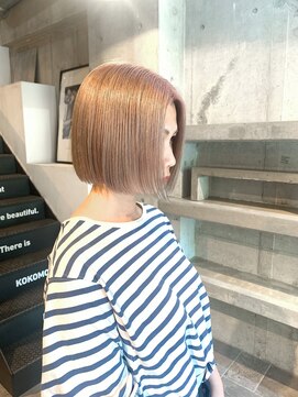 ココモ(KOKOMO) 前下がりボブ×ミルクティーベージュ