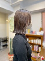 アンドチル 渋谷(AND CHILL)&nbsp;サイドバング/切りっぱなしボブ/外ハネ/マロンベージュ　渋谷