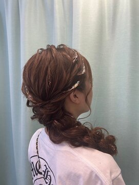 マーズ(Hair&Make Mars+) サイド編み下ろし