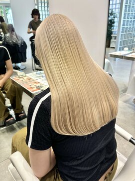 イリ(iLi) 【iLi×REN】ブロンド/抜きっぱなしブロンド