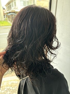 エミュー(emue) 20代こなれ感おしゃれパーマ