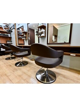  【大宮駅西口徒歩1分】 肌に優しい オーガニックヘナカラーを楽しみながら素敵な自分に出会いませんか？