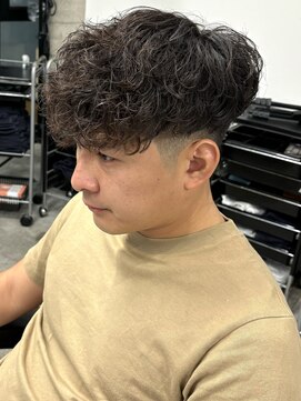 イーラ 2d(era) スペインカール/パーマ/刈り上げ/フェード/ツイスト/メンズ