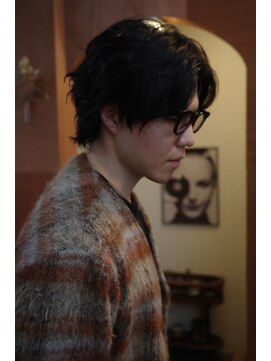 エディ(Edy) メンズ波巻きスパイラルパーマウルフカット韓国ヘア眉毛カット