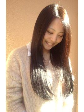 アプリコ(Aprico) 【Aprico】毛先まで潤いを感じるツヤツヤロング