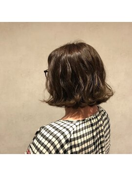 ライフ ウィズ ヘア(LIFE with HAIR) スモーキー外ハネボブ