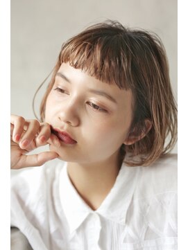 ソイ コンク 下北沢(soi conc) ハイライト ベージュ×ショートボブ