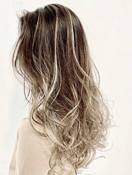 エデン(EDeN) グラデーション