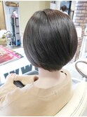 ショートボブ