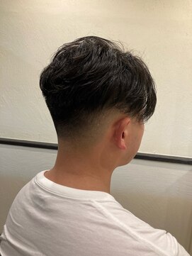スカイマスターバーバー 渋谷(SKY MASTER BARBER) フェードパーマ