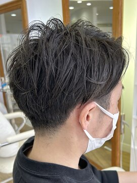 ヘッズ 本八幡店(HEADS) MEN'S HAIR センターパート ツイストスパイラル コンマヘア