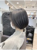 アッシュブラウン☆ぱつっとボブ