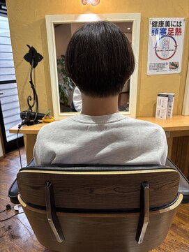 モア美容室 ショートマッシュ