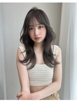 リッカ(LICCA)&nbsp;【MISAKI】ミディアムレイヤーカット/前髪顔周り