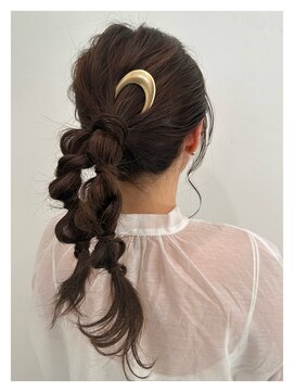 シーバイリリア(siie by LILIA) お呼ばれ似合わせヘアアレンジ♪