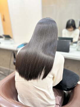 アンダーバーホワイト 広島 本通店(_WHITE) 美髪矯正