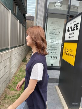 アイリー 名古屋(A/LEE) 透明感ブラウン／ミディアムレイヤー