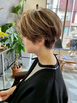 ブリック(brique)の写真/大人女性に人気のサロン♪年齢に伴う髪の変化やお悩みに親身に向き合い一人ひとりの魅力を引き出します*