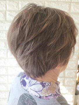 松本平太郎美容室 吉祥寺パートファイブ(PART5) 60代70代×シニアショートレイヤー×イノアカラー×ハイライト