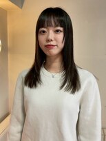 タヴィ(Tavi)&nbsp;フェイスレイヤーのミディアムレイヤー/レイヤーカット/顔周り