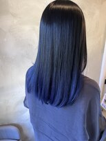 ヘアメイク リヴ(Hair Make Liv)&nbsp;ネイビーブルーグラデーション/西舞鶴カラー/西舞鶴ハイトーン