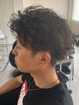シャイン(Shine) メンズカット / メンズパーマ / 簡単スタイリング