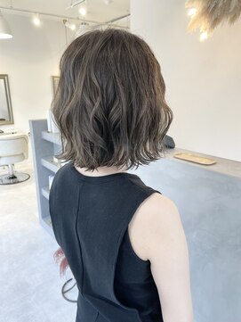 ラボリア(LABO li'a) 透明感ボブ