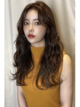 レア 銀座(Le'a) Le'a齋藤【ムルギュルスタイル】韓国ヘア波巻き