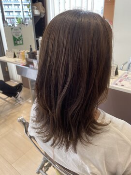 イースト(YEAST) 外ハネミディアム