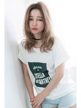 レイ(ray.) くびレイヤーエモージュふんわりカール20代30代40代◎美髪