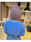 秋は暖色が人気!ホワイトピンク!