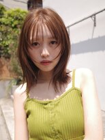 ヨー(Yoh-)&nbsp;【ミディアムレイヤー/中里千尋】ウルフ/レイヤー/顔周りカット