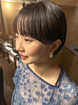 ヒビヲ(HIBIO) ショートボブタッセルボブ切りっぱなしボブハイトーンカラー韓国