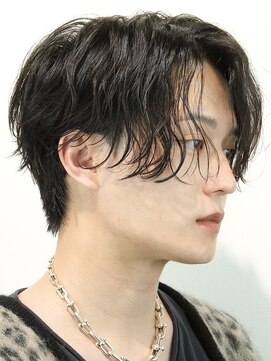 オーシャントーキョー サニー 原宿(OCEAN TOKYO Sunny) 波巻きパーマツイストスパイラルパーマツーブロックメンズ黒髪