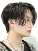 波巻きパーマツイストスパイラルパーマツーブロックメンズ黒髪