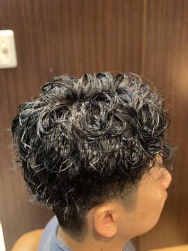 ヘアーモードキクチ 神田日銀通り店 神田スパイラル