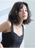 【loe】暗髪カラー×センターパート×ぱつっとボブ