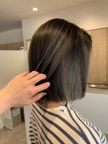 ルルバイアズール 草加店(LULU by azule)&nbsp;イヤリングカラー，グレージュ，ダークグレー【草加】