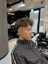 アイズ 海老名(AIZU) ツイストスパイラルパーマ ツイストパーマ フェードカット