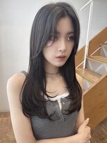 バイオレット 表参道店(Violet) 抜け感たっぷりのレイヤーロング。暗髪でも重くない透明感