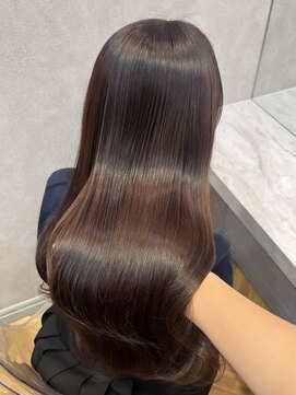 ロンド フィーユ(Lond fille) ミディアムレイヤーカット/髪質改善/顔周り/ 銀座 ■