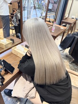 デイズ セカンド バイ エイト(DAYS 2nd by EIGHT) white beige